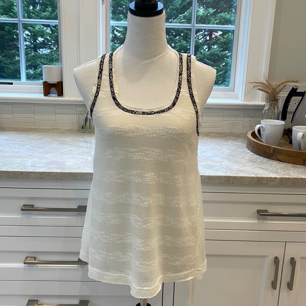 Hem & Thread cream textured tank -NWT